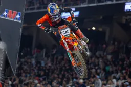 Dalle moto d'acqua al vincere nel Supercross: l'incredibile storia di Julien Beaumer