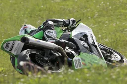 FSBK Nogaro Gara 1: dominio di Julien Da Costa su Kawasaki, BMW 2° con Gimbert