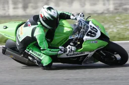 FSBK Nogaro Gara 2: doppietta per Da Costa e Kawasaki, fuga in campionato