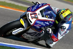Moto2 Valencia Warm Up: Karel Abraham chiude in testa