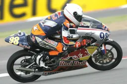 Red Bull Rookies Cup Silverstone Qualifiche: prima pole per Karel Hanika