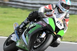 BSB: Karl Harris rinnova con PR Racing Kawasaki