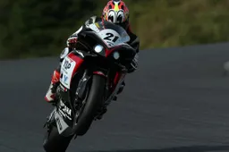 All Japan Superbike: finale di stagione indimenticabile per Katsuyuki Nakasuga