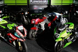 Superbike: Kawasaki celebra i 25 anni delle "Ninja"