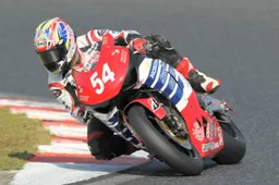All Japan Superbike: Kazuki Tokudome continua con Honda Suzuka Racing Team