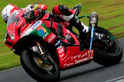 All Japan Superbike: Kazuki Tokudome lascia il team Yoshimura