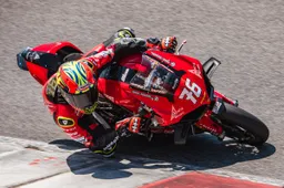 CIV Superbike Imola Gara 1: Cavalieri festeggia la prima vittoria