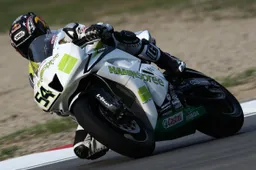 Supersport Imola Gara: Crutchlow out, successo Sofuoglu
