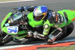 Supersport Magny Cours Prove 1: Sofuoglu stacca Lowes