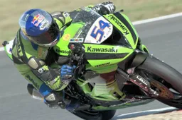 Supersport: Sofuoglu difenderà il titolo nel 2013 con il numero 1