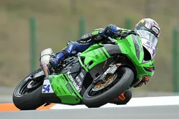 Supersport Brno Qualifiche 2: per 2 millesimi Sofuoglu in pole