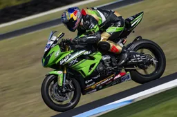 Supersport Phillip Island, Libere 3: Mahias leader, cade Sofuoglu