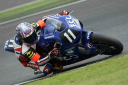 8h Suzuka: 5° ora, strepitosa rimonta di Akiyoshi, F.C.C. TSR Honda al comando