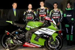 Superbike: presentato a Barcellona il Kawasaki Racing Team
