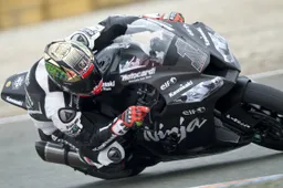 Superbike: Kawasaki, Sykes e Baz protagonisti ad Almeria