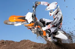 Continua fino al 31 marzo "Le Regine del Mondiale" KTM