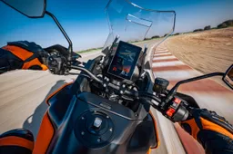 KTM porta l'interfaccia HMI ad un livello superiore con i nuovi display TFT