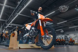 KTM AG, si riparte: riprende la produzione a pieno regime