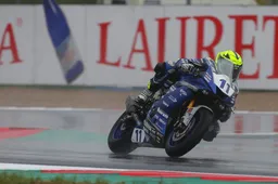 Supersport, Magny-Cours: Locatelli 3° sul bagnato, prime libere a Kyle Smith