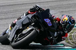 MotoGP Test Sepang, Davide Tardozzi: cosa bolle in pentola nel box Ducati