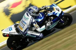 BSB Silverstone Qualifiche: nona pole position per Leon Camier