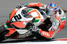 Superbike: Leon Camier infortunato non correrà a Imola