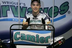 Superbike: Leon Camier sull'Aprilia RSV4 a Magny Cours?