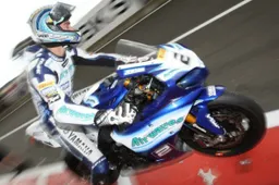 BSB Knockhill Prove Libere 1: Leon Camier subito al comando