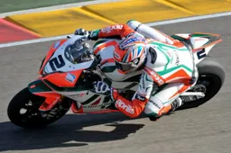 Superbike: positivo ritorno in sella per Leon Camier