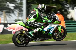 BSB Cadwell Park, Prove 3: Leon Haslam torna in testa