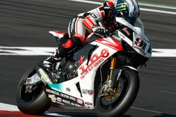 Superbike: divorzio tra Leon Haslam e Honda Stiggy