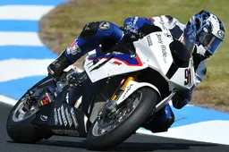 Superbike: BMW pensa ai clienti con HP Race Support Team