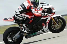 Superbike: il team Stiggy con il solo Haslam nelle ultime gare