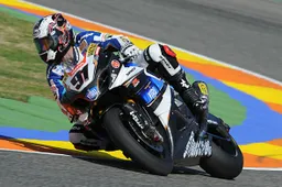 Superbike Valencia Gara 1: Haslam torna alla vittoria