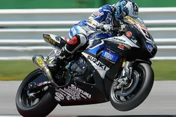 Superbike: Leon Haslam "Speriamo in un aiuto Suzuki"