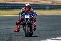 Il curioso 2023 di Leon Haslam nel British Superbike