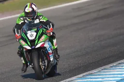 BSB: Leon Haslam, buona la prima con GBmoto Kawasaki