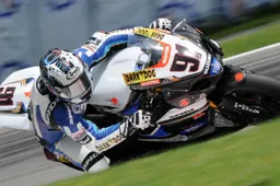 Superbike: Haslam "Farò del mio meglio per battere Biaggi"