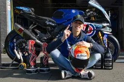 Superbike, Andrea Locatelli oltre le avversità: il lungo viaggio verso il successo