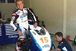 Moto2: Loris Capirossi e Roberto Locatelli in pista a Jerez