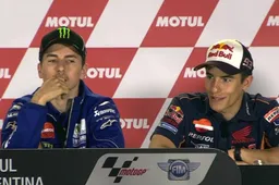 Lorenzo ''Rischiamo la vita e ci fischiano'', Marquez ''Sembra il calcio''