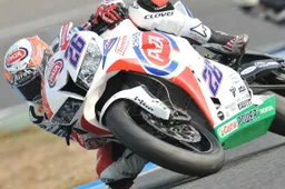 Supersport: il team Pata Honda prova al Motorland Aragón