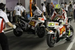 MotoGP Losail Gara: gara annullata, si recupererà domani?