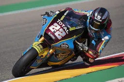 Moto2, Aragón: Missile Lowes, è pole con record assoluto
