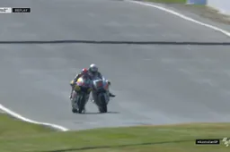 Moto2: Incidente con Raffin, Lowes scatterà dal fondo