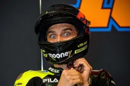 MotoGP, Luca Marini: "Valentino Rossi vuole notizie ogni giorno"