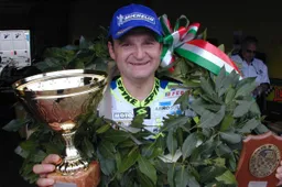 Luca Pini racconta: "Gli amici fecero una colletta per farmi correre in Superbike"