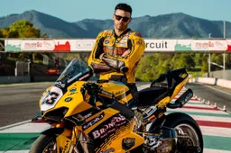 Luca Salvadori obiettivo National Trophy 1000 con Ducati V4R Superbike