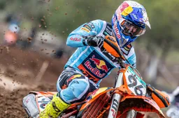 Motocross MXGP St Jean d'Angely: la prima di Lucas Coenen