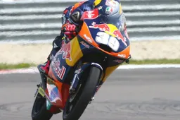 Moto3: 15esima vittoria consecutiva per i motori KTM